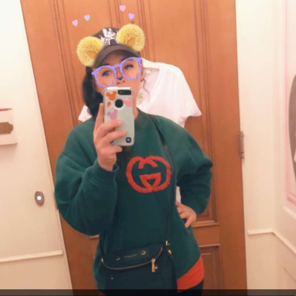 Meet your Posher, Rebecca - Picture 2 of 4